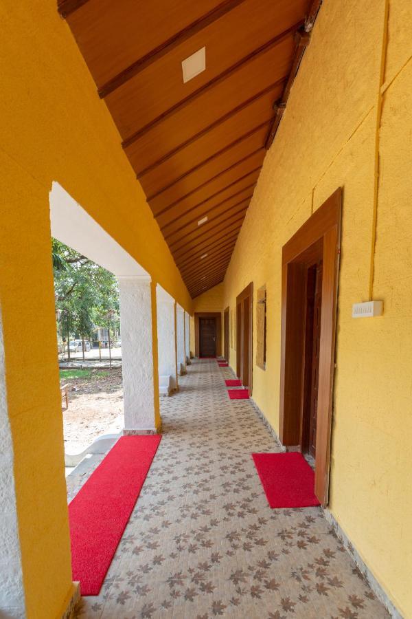 Kstdc Hotel Mayura Gerusoppa, Jogfalls Māvingundi Exterior photo