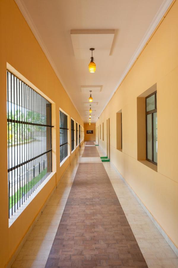 Kstdc Hotel Mayura Gerusoppa, Jogfalls Māvingundi Exterior photo